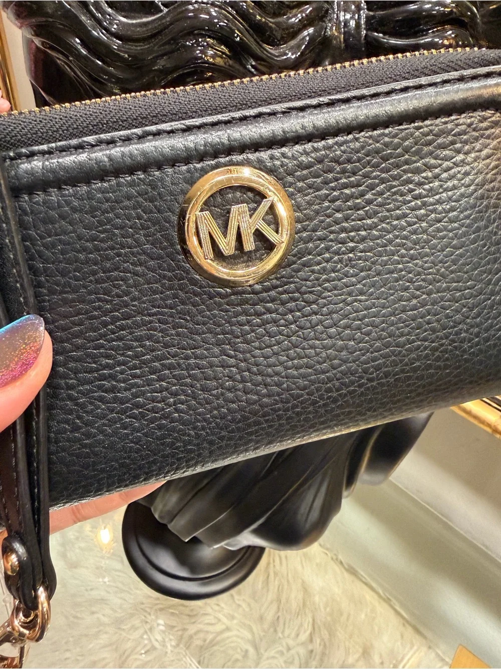 Michael Kors NWT Black Pebbled Leather Wristlet Wallet gold hardware $178 MSRP